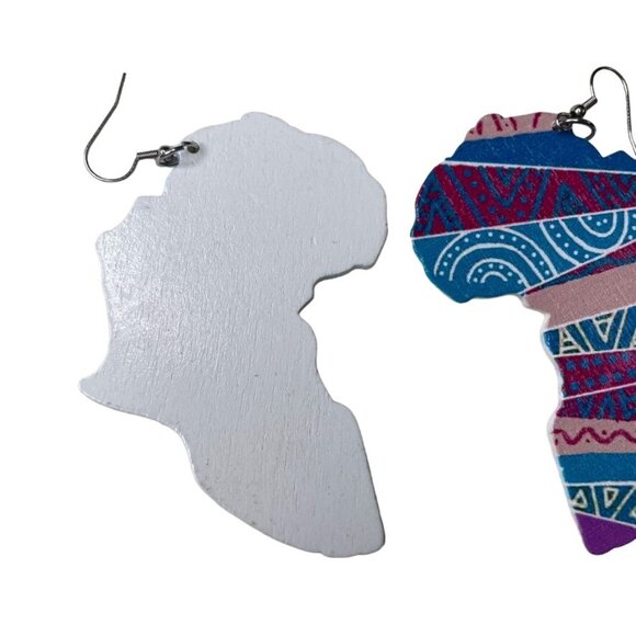 Africa Shaped Wood Earrings With Colorful Tribal Patterns Fishhook Backs 90s u - Picture 3 of 4